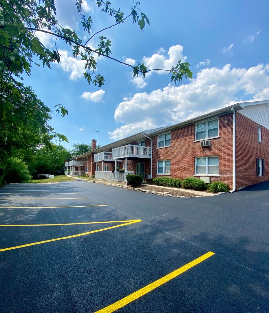 Lisle Apartment: 535-569 Maple Avenue