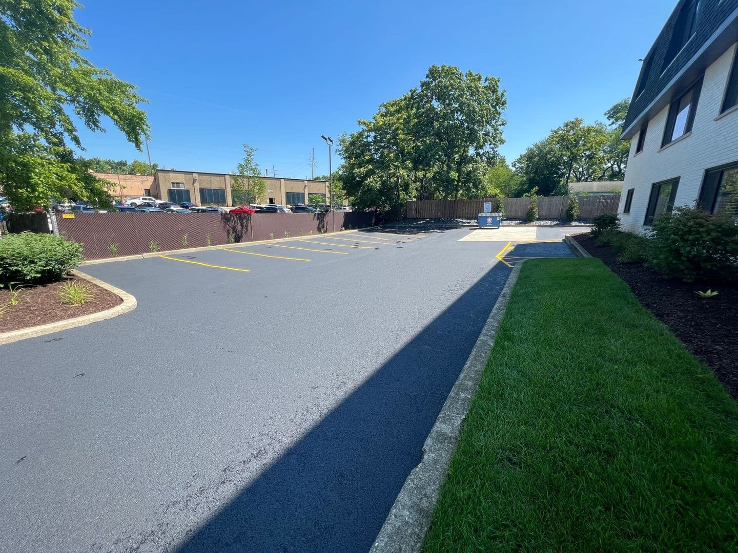 Downers Grove Apartment: 5121 Mackie Place
