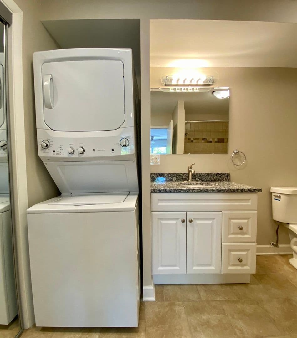 Lisle Apartment: 535-569 Maple Avenue