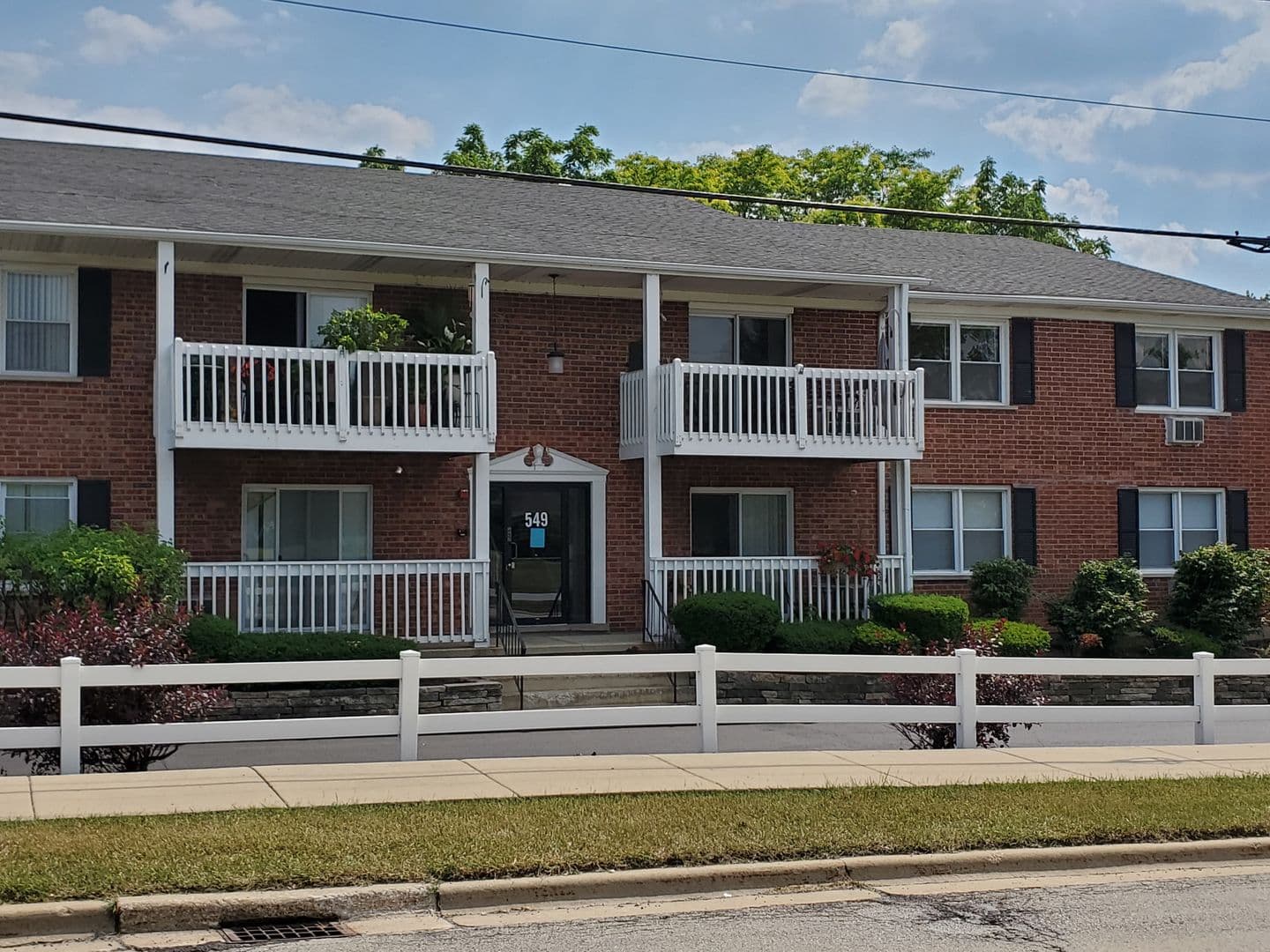 Lisle Apartment: 535-569 Maple Avenue