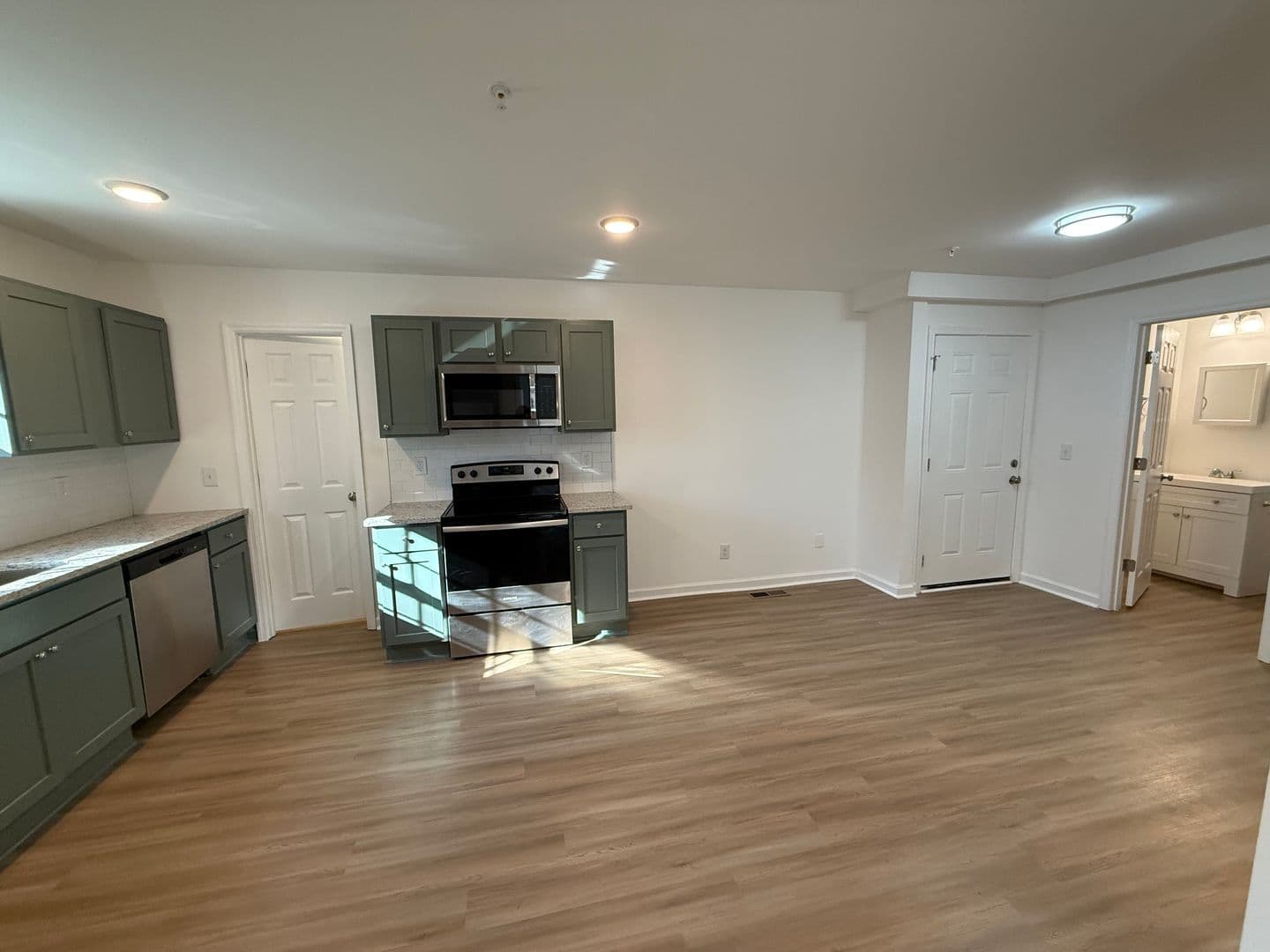Scottsboro Apartment: 208 Meadow Street - Unit A