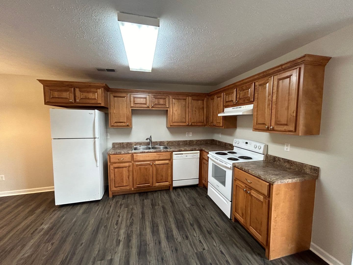 Guntersville Apartment: 100-132 Williams Rd