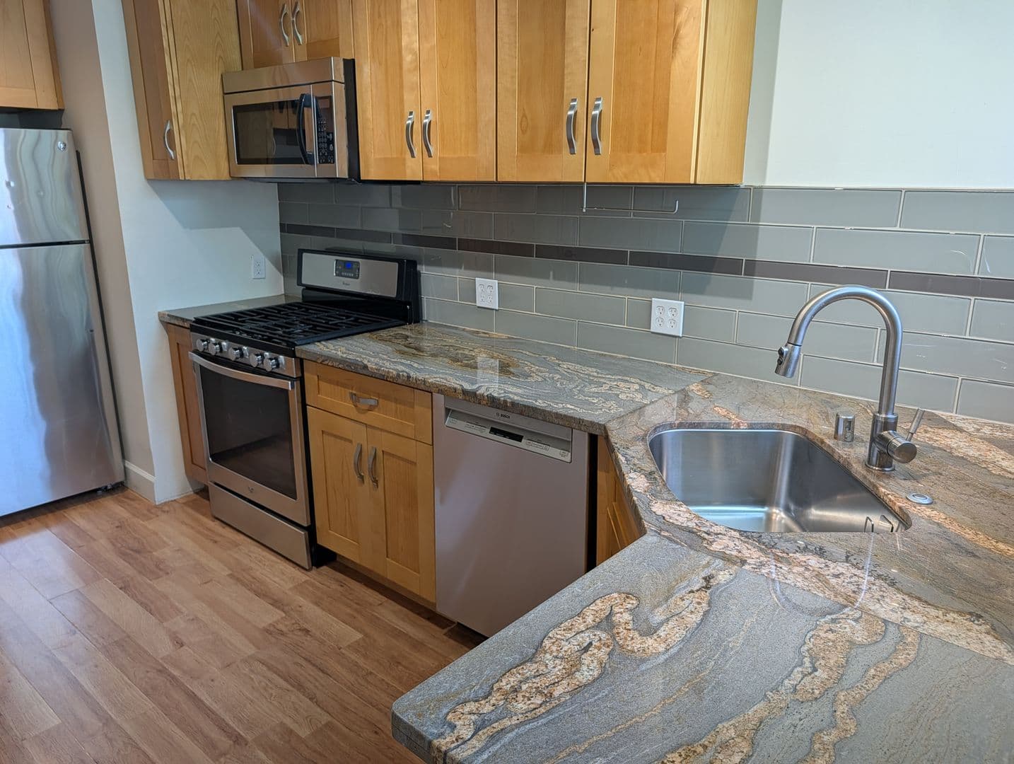 San  Francisco Apartment: 153 -159 Clayton St