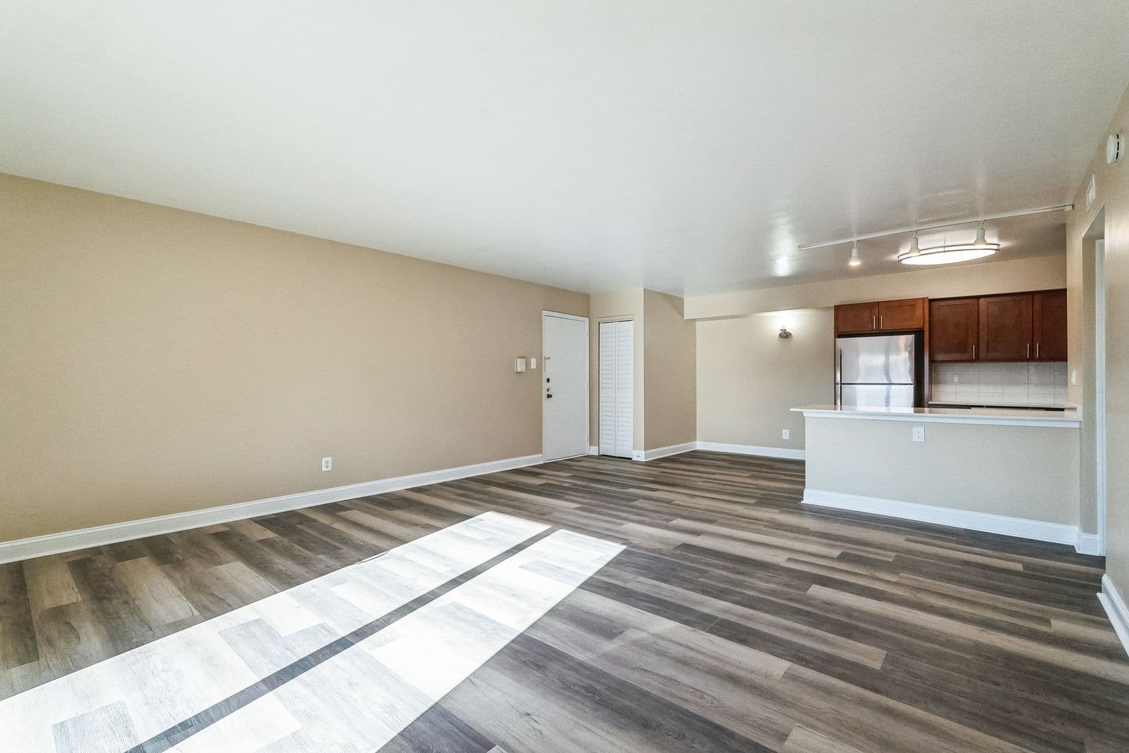 Media Apartment: 275 Glen Riddle Road