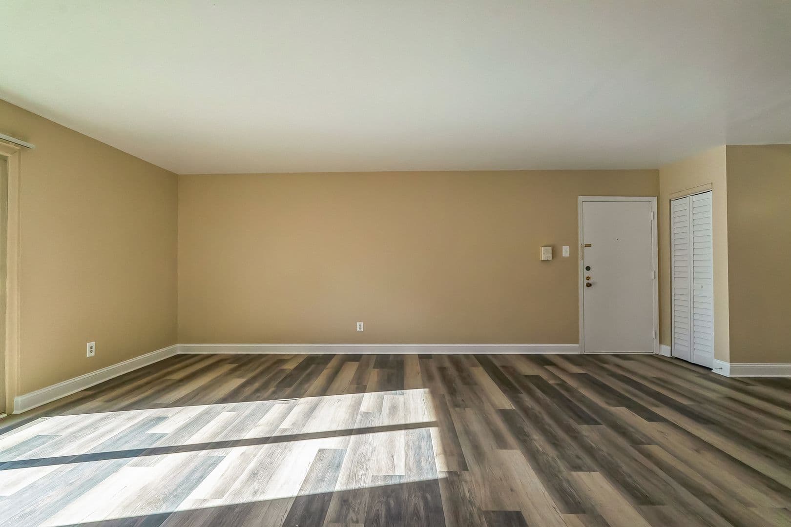 Media Apartment: 275 Glen Riddle Road