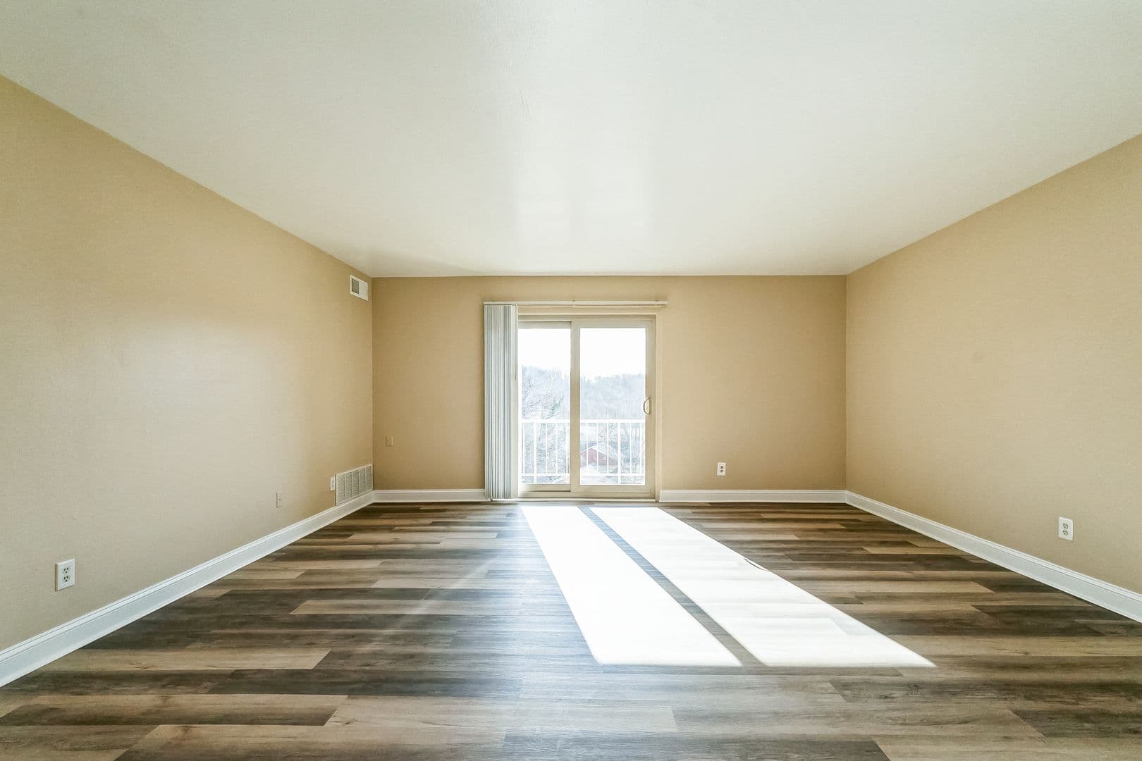 Media Apartment: 275 Glen Riddle Road