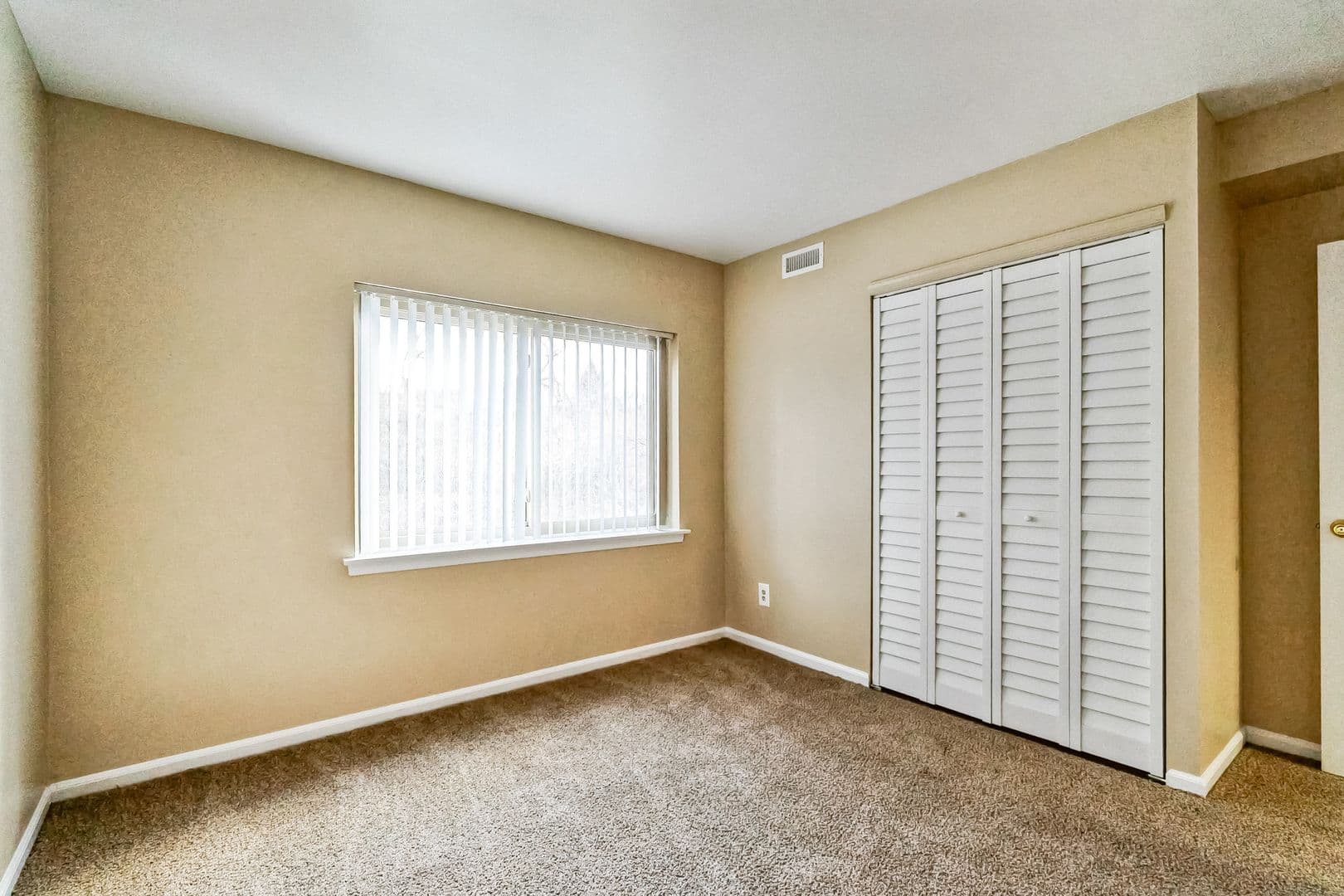 Media Apartment: 275 Glen Riddle Road