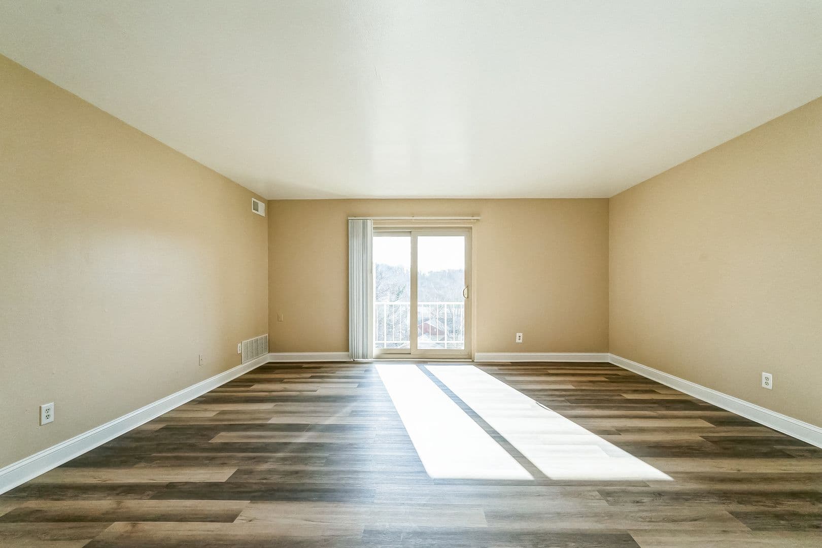 Media Apartment: 275 Glen Riddle Road