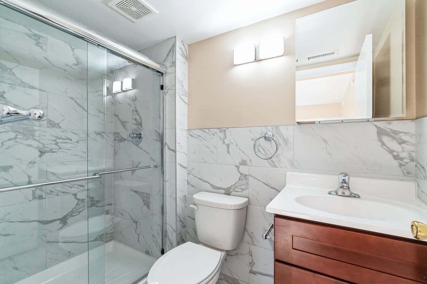 Media Apartment: 275 Glen Riddle Road