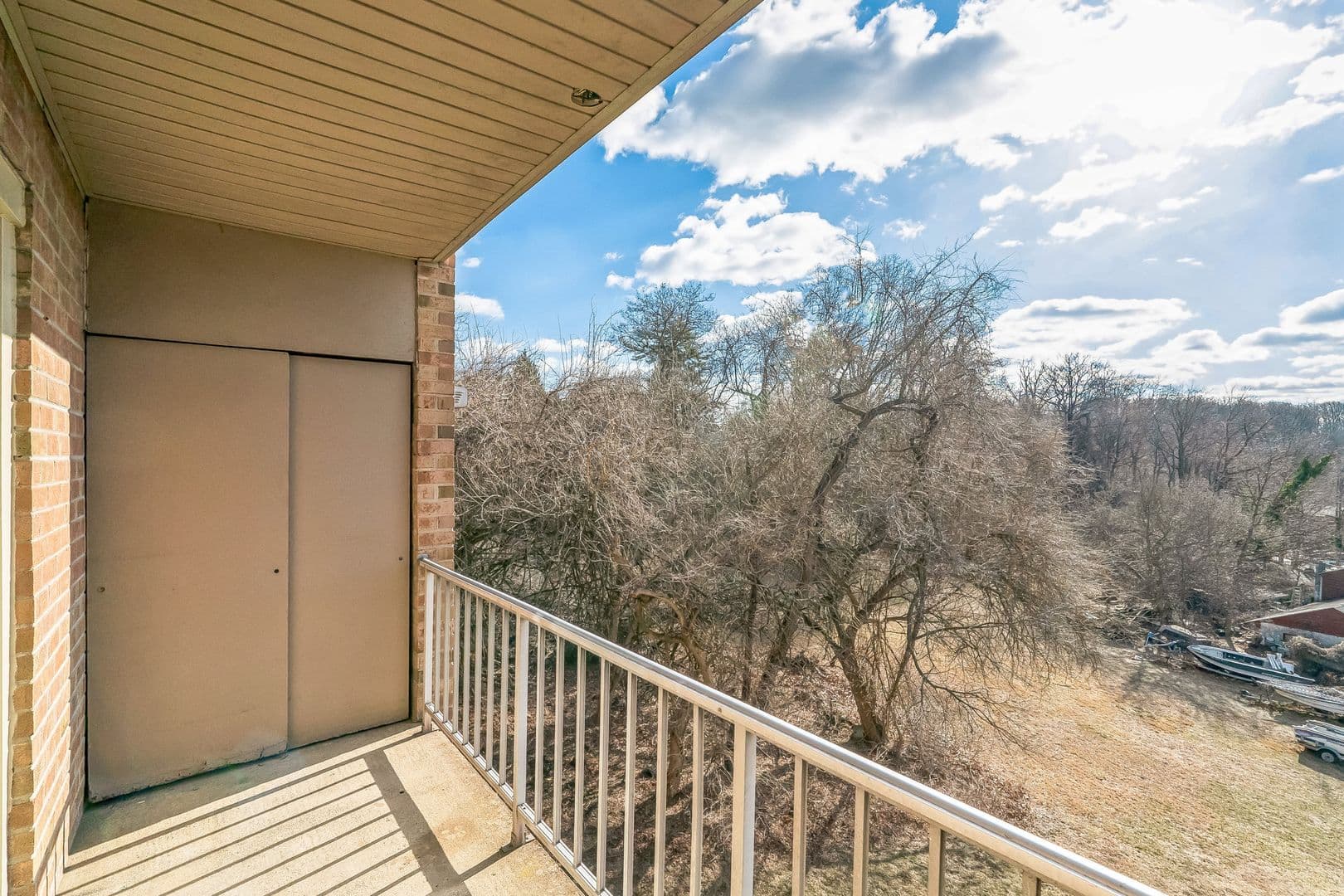 Media Apartment: 275 Glen Riddle Road