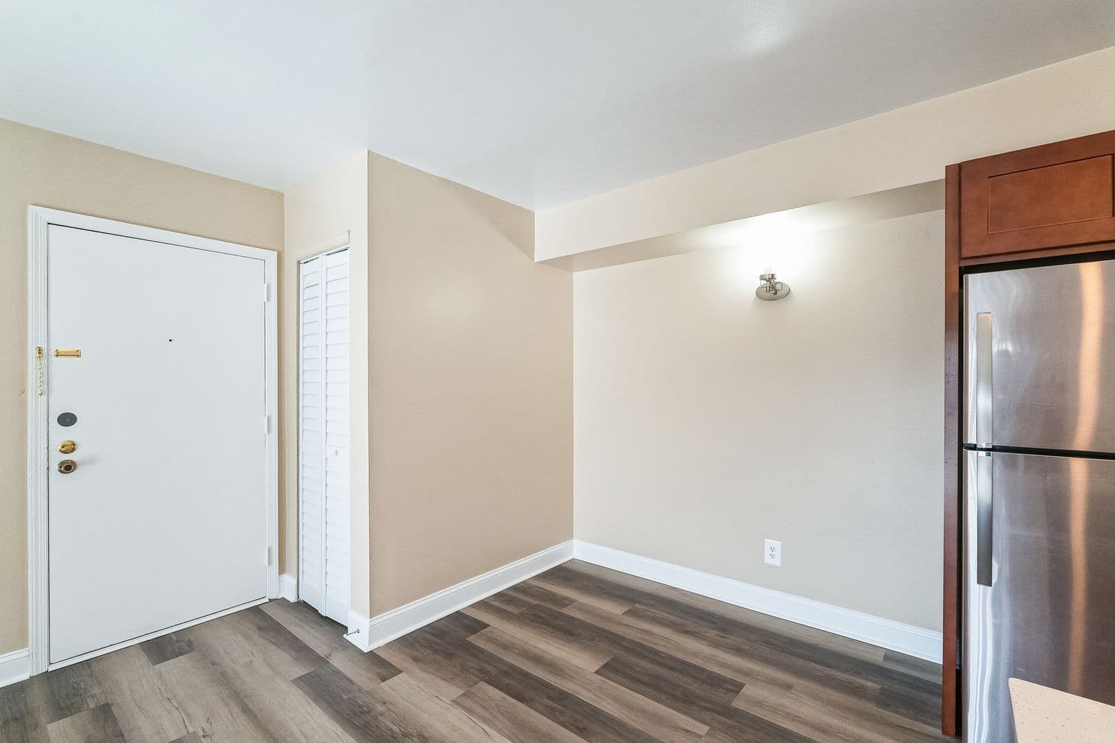 Media Apartment: 275 Glen Riddle Road