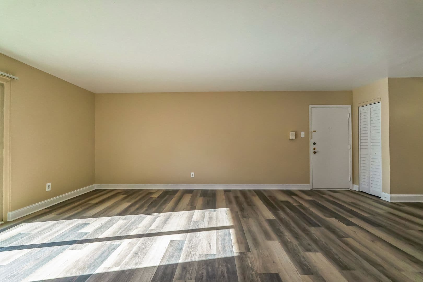 Media Apartment: 275 Glen Riddle Road