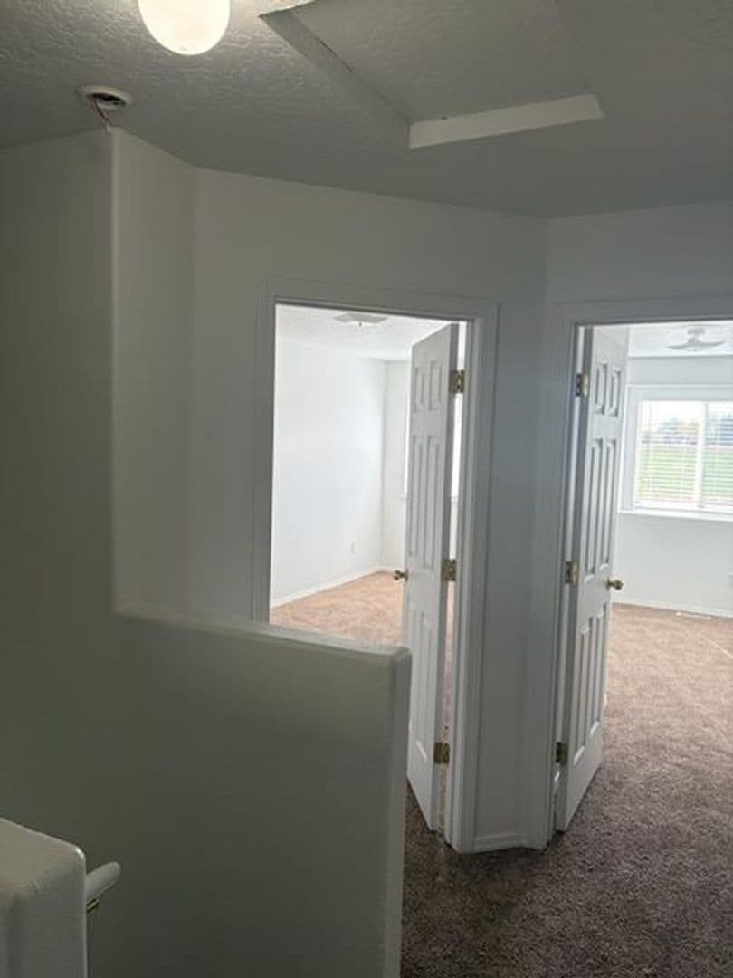 Jerome Apartment: 882 E. Main St.