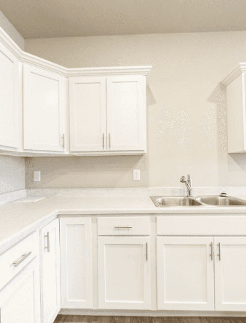 Sioux Falls Apartment: 500 N Shepherd Ave