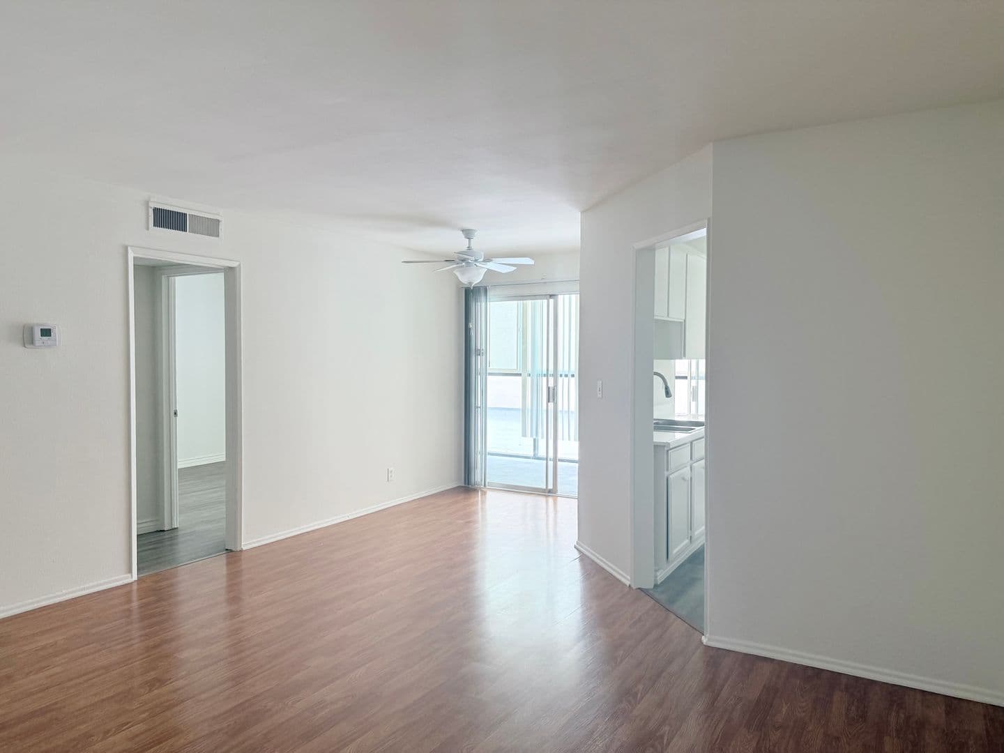 Los Angeles Apartment: 331 S. Ardmore Ave.