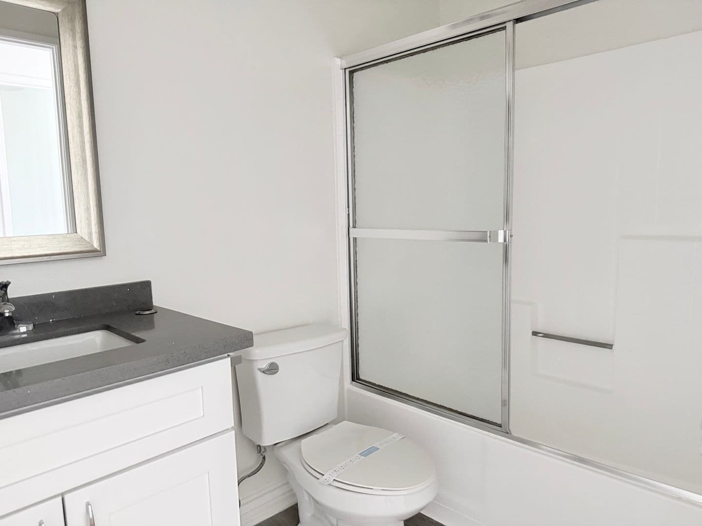 Los Angeles Apartment: 315 S. LaFayette Park Place