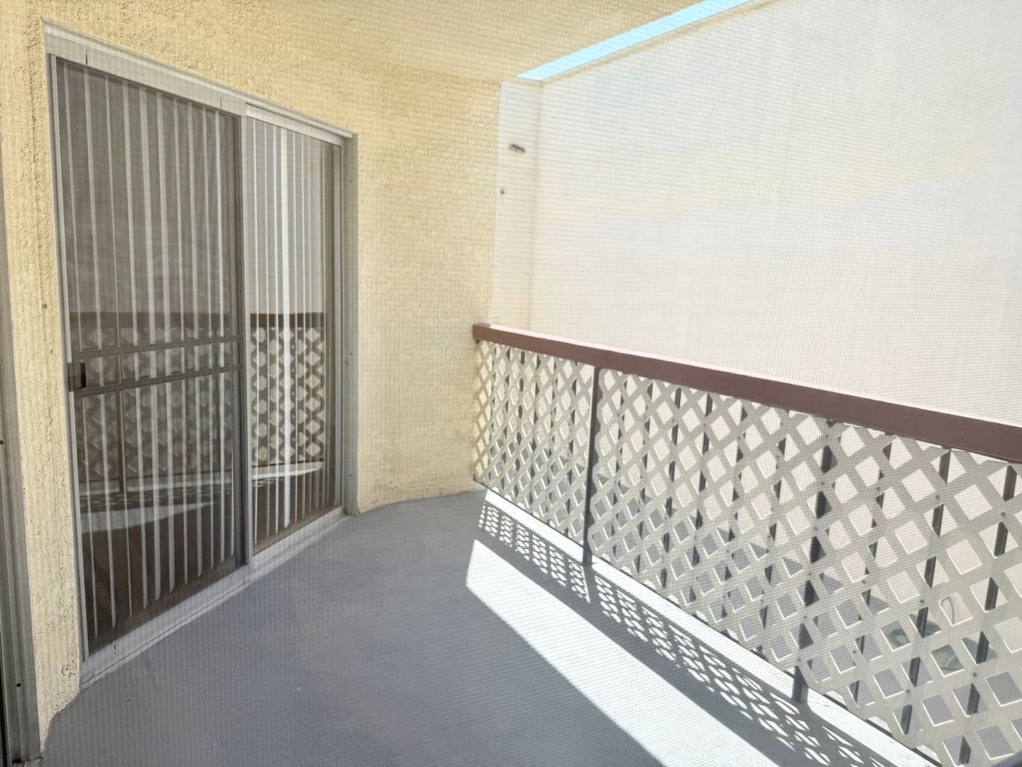 Los Angeles Apartment: 331 S. Ardmore Ave.