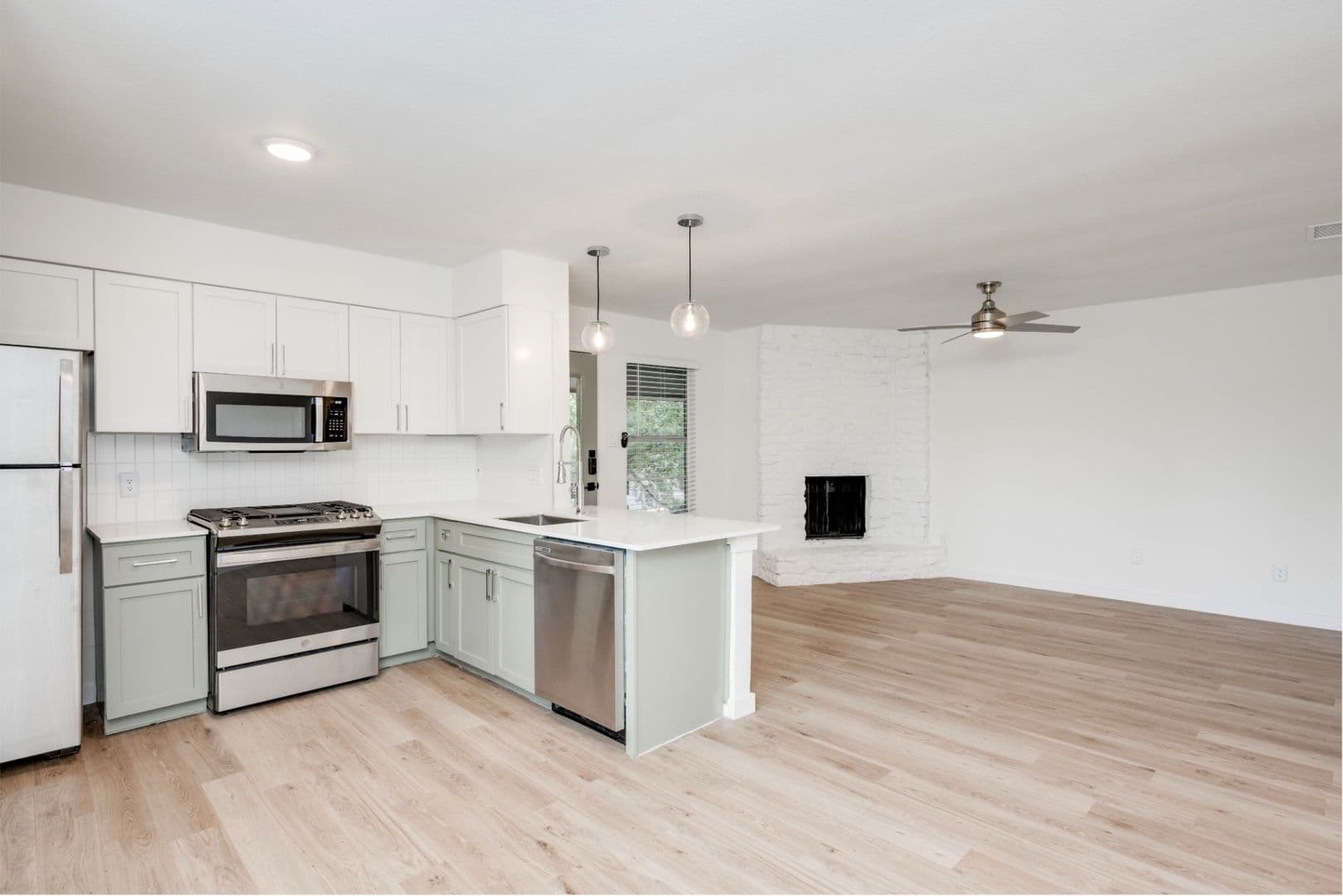 Austin Apartment: 5802 Cougar Drive