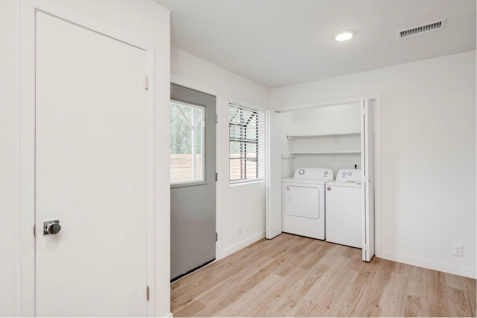 Austin Apartment: 5802 Cougar Drive