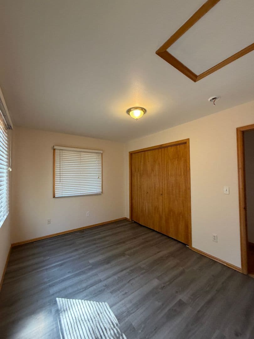 New Castle House: 460 Palmetto Drive