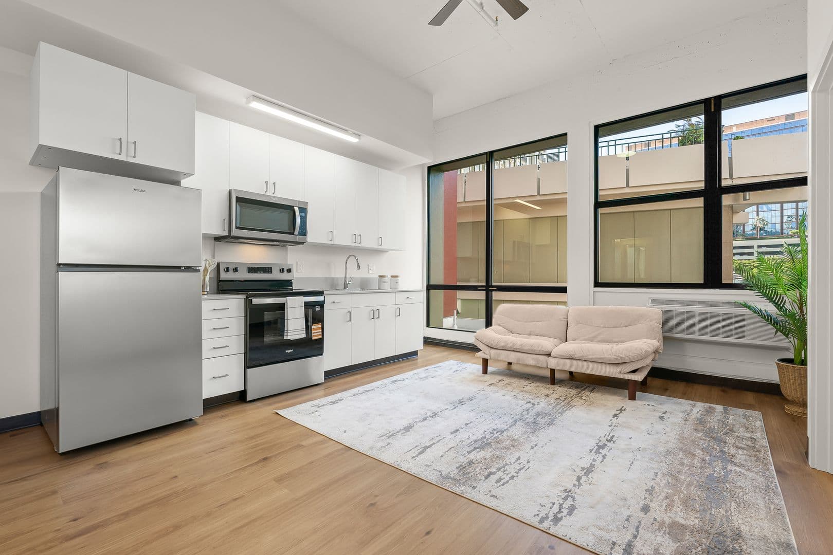 Honolulu Condo: 765 Amana St