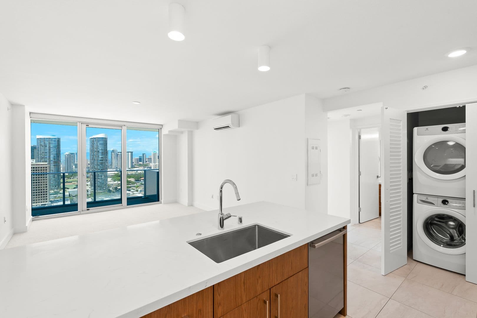 Honolulu Condo: 629 Keeaumoku Street