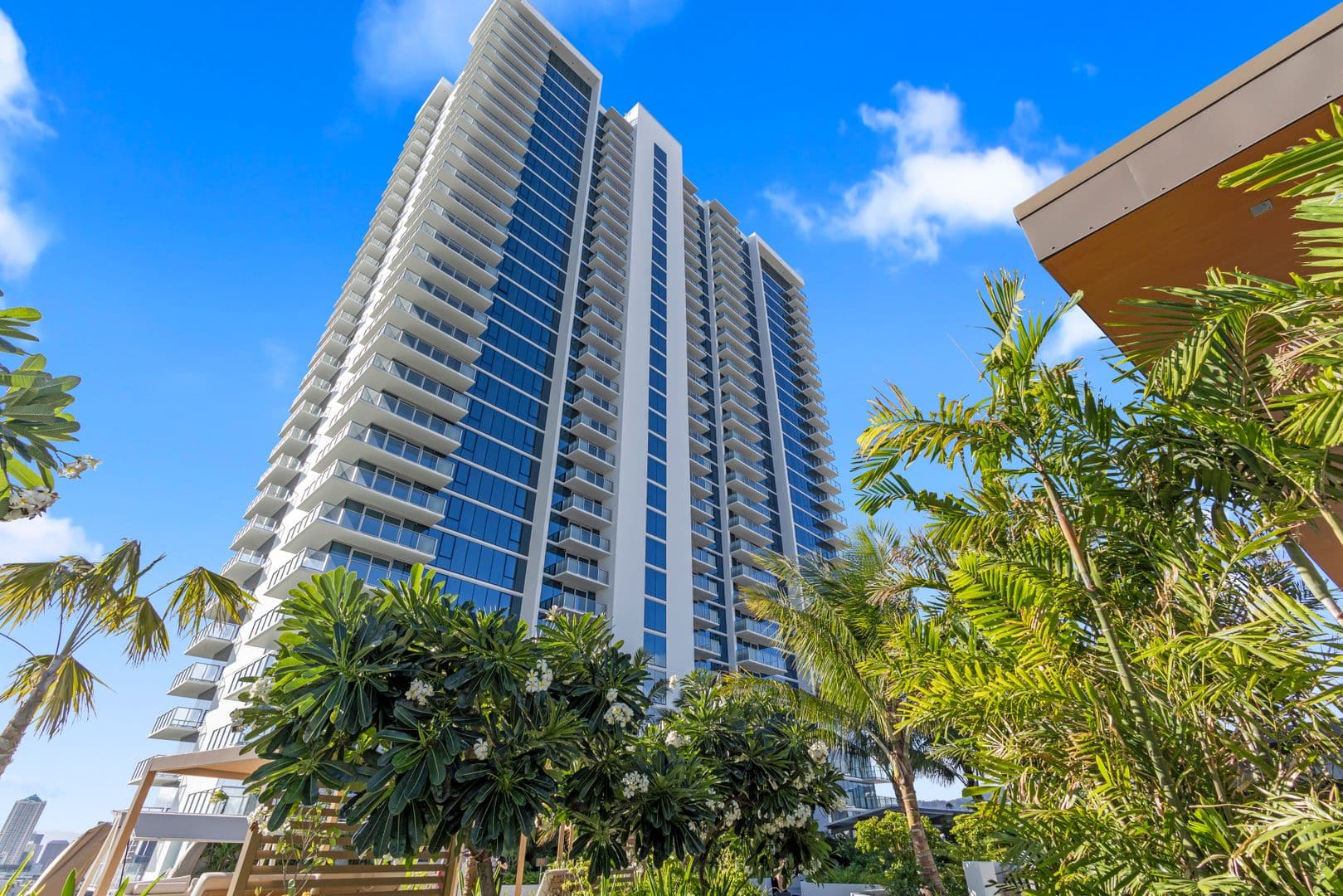 Honolulu Condo: 1515 Liona Street #1110