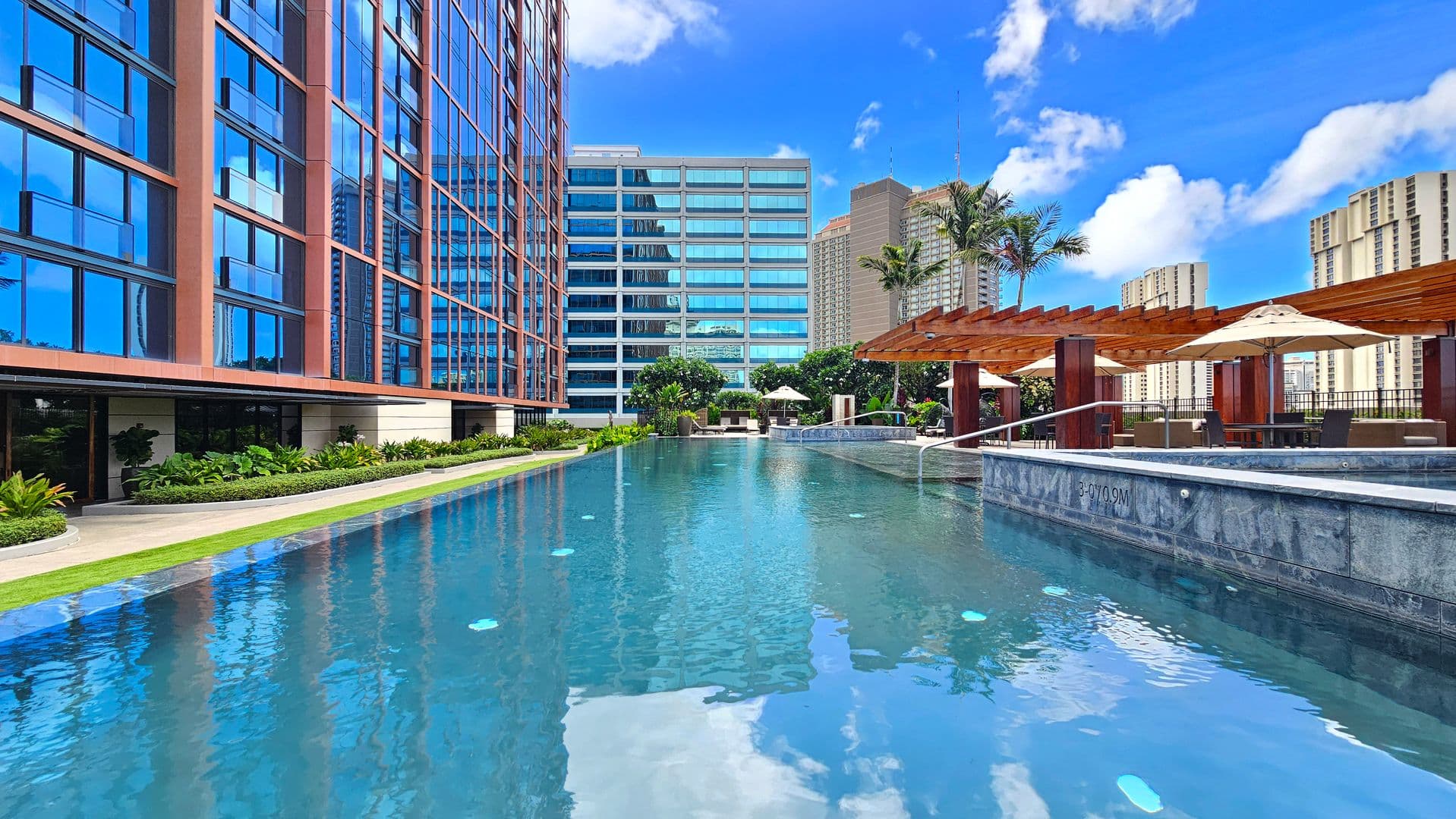 Honolulu Condo: 1555 Kapiolani Blvd #802