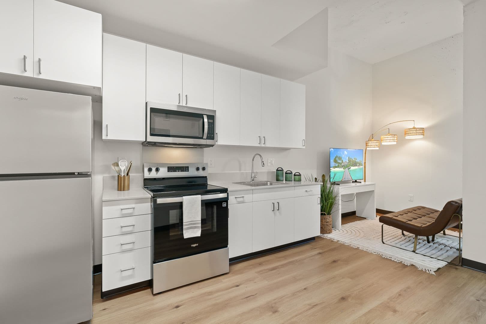 Honolulu Condo: 765 Amana St