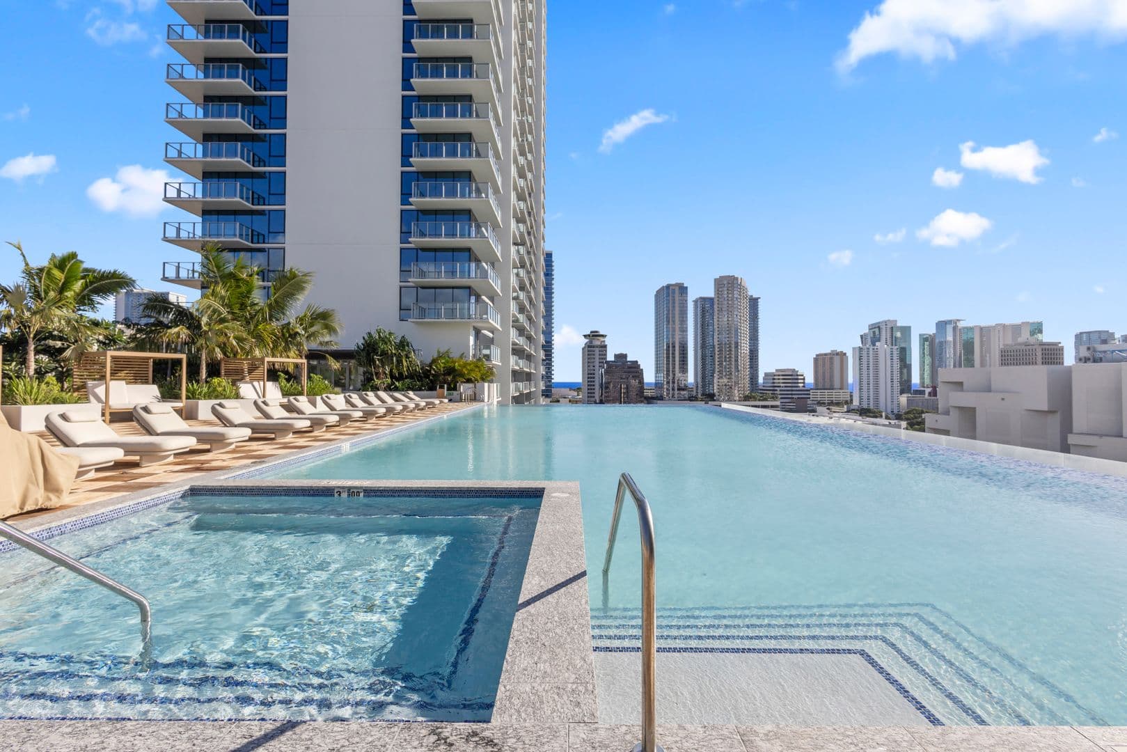 Honolulu Condo: 1515 Liona Street #1110