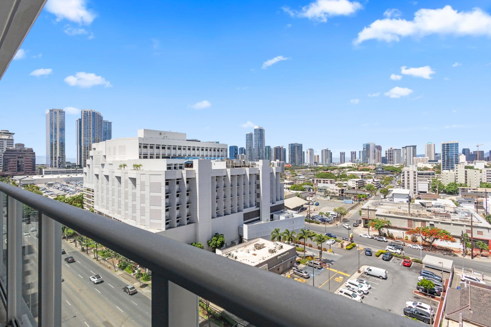 Honolulu Condo: 1515 Liona Street #1110