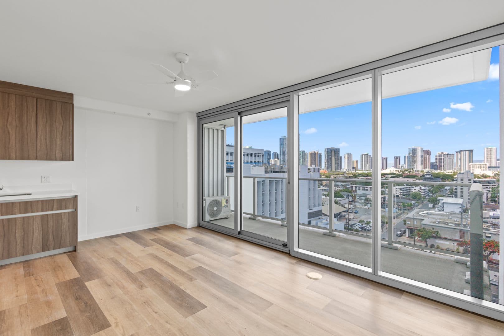 Honolulu Condo: 1515 Liona Street #1110