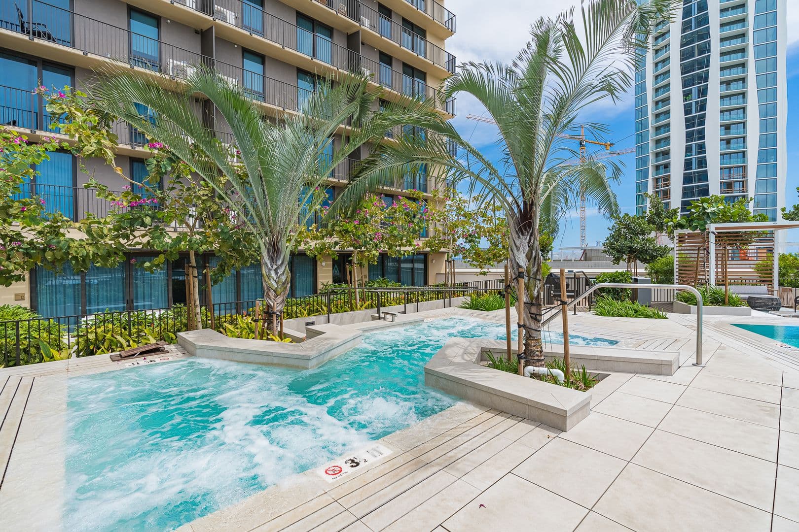 Honolulu Condo: 987 Queen St #3116