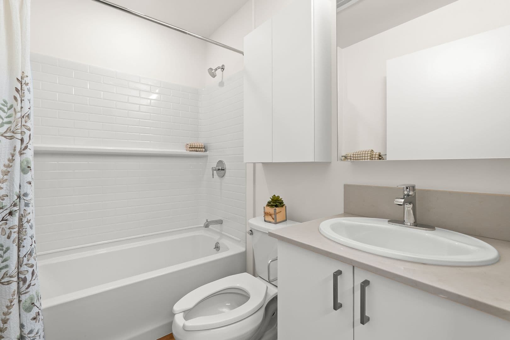 Honolulu Condo: 765 Amana St