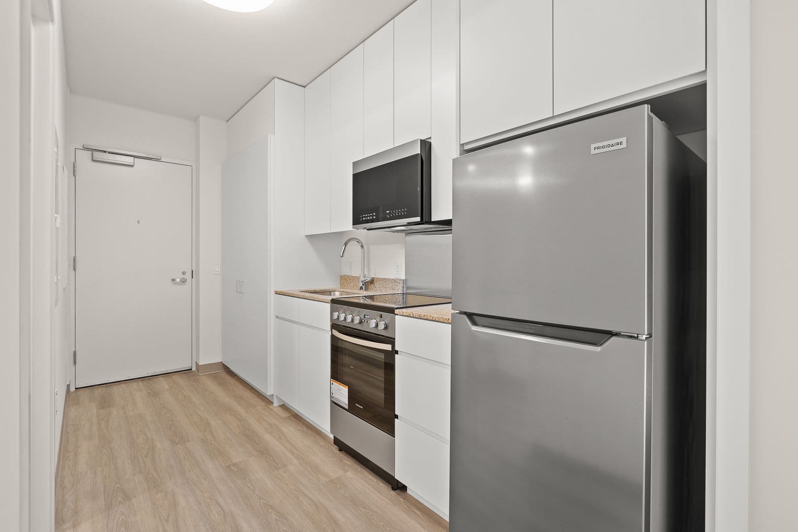 Honolulu Condo: 1390 Kapiolani Blvd, #1306