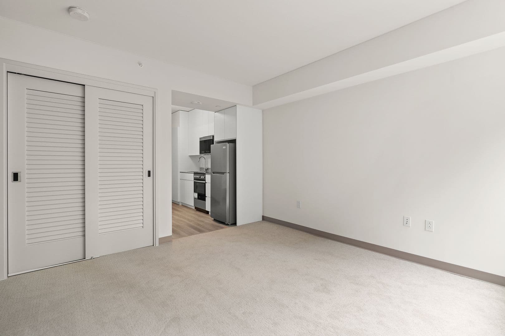 Honolulu Condo: 1390 Kapiolani Blvd, #1306