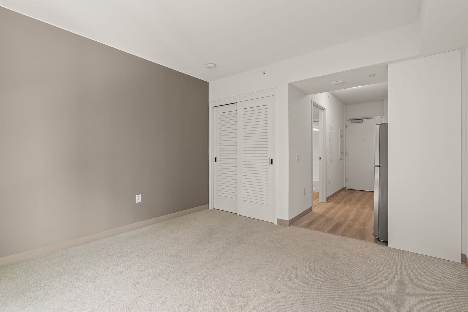 Honolulu Condo: 1390 Kapiolani Blvd, #1306