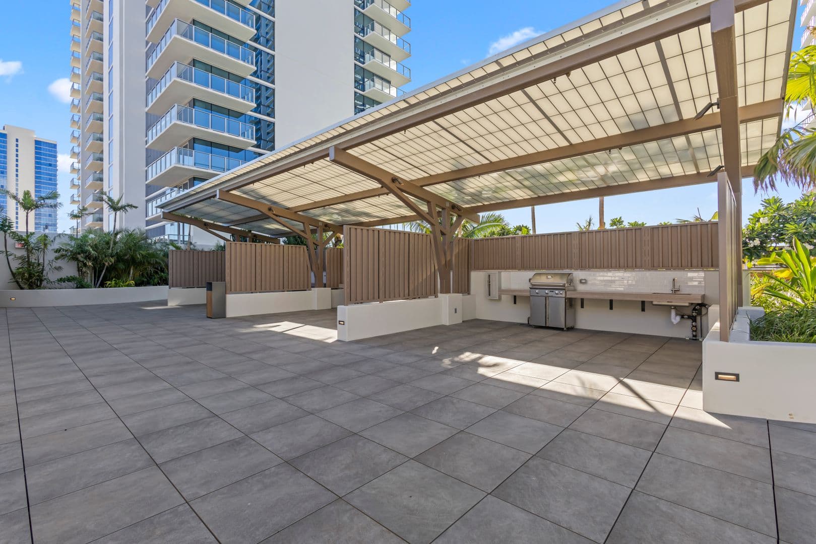 Honolulu Condo: 1515 Liona Street #1110
