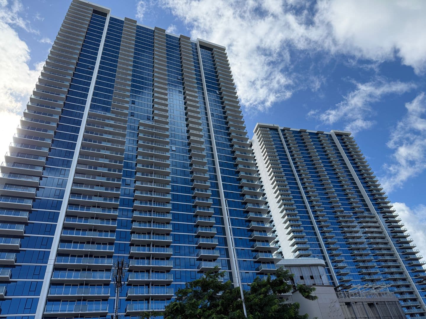 Honolulu Condo: 1515 Liona Street #1110
