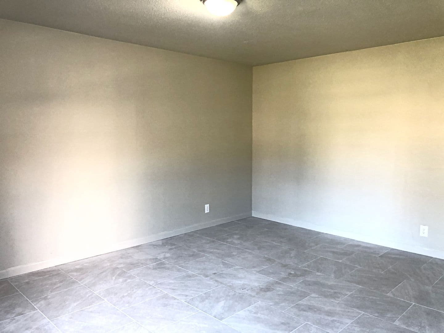 Beaumont Apartment: 4810 Park St