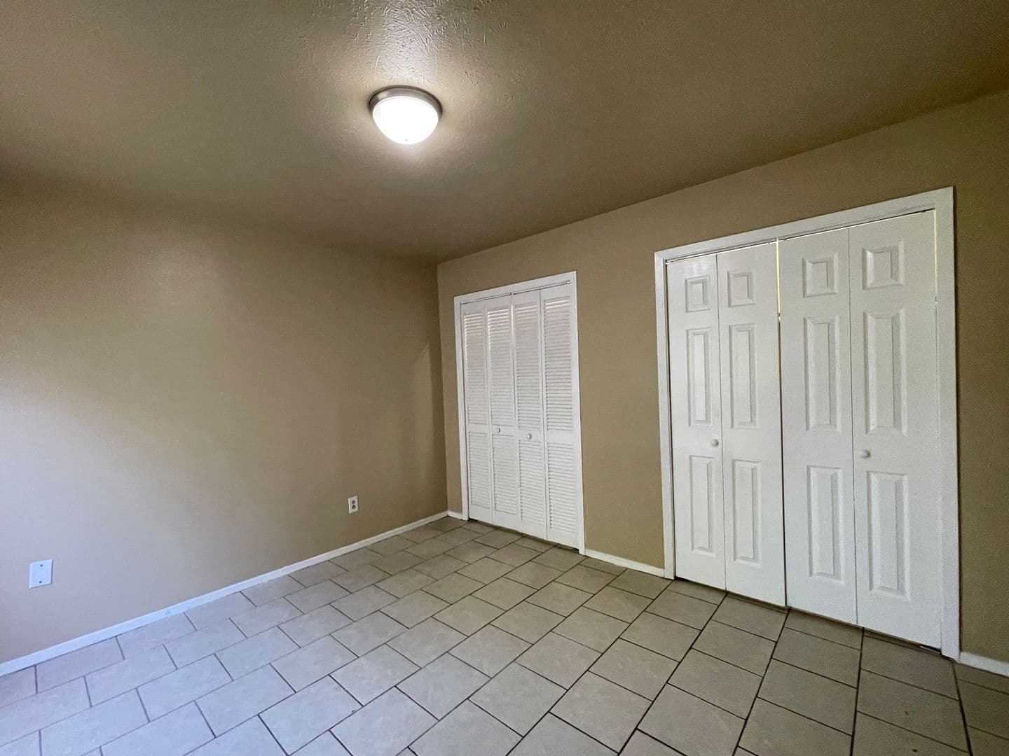 Silsbee Apartment: 1135 Hwy 327 East