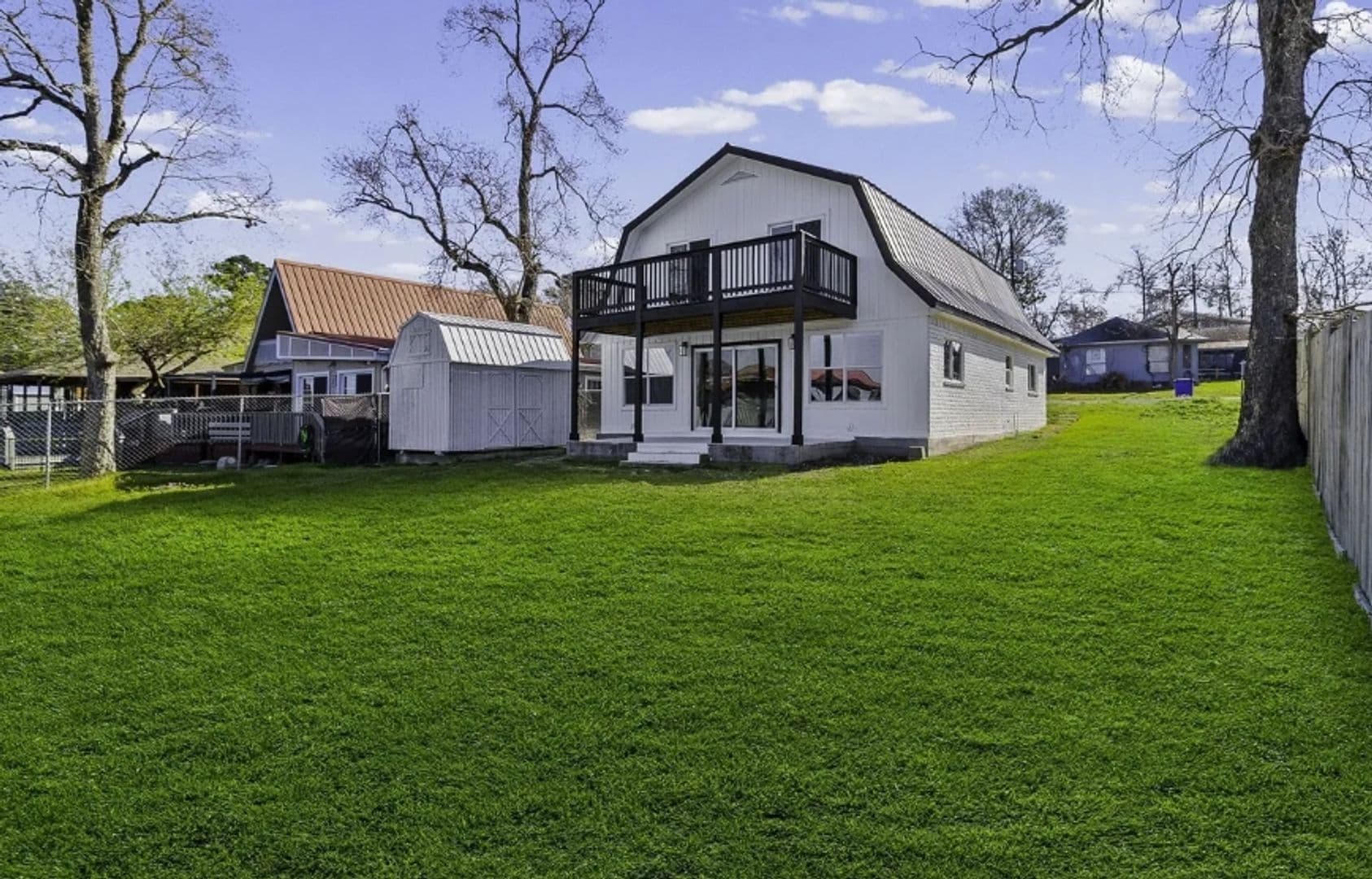 Livingston House: 416 Kickapoo Drive - 416 Kickapoo Drive