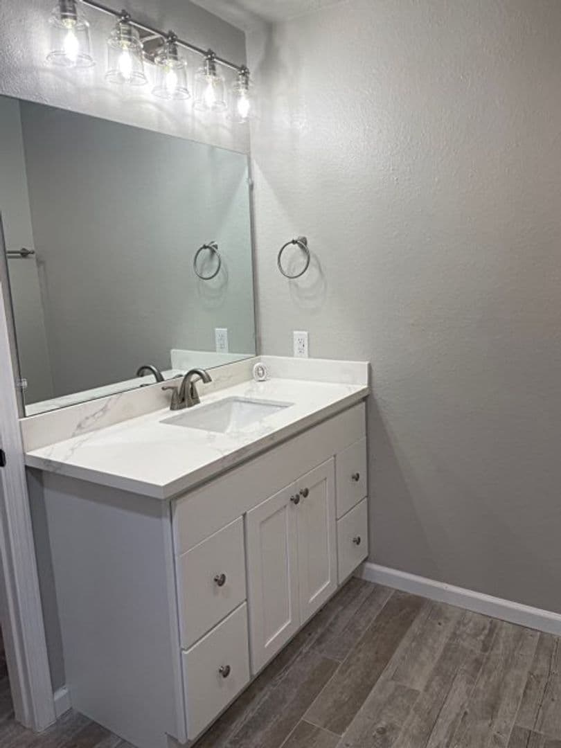 Beaumont Townhome: 2700 N 16th St #13