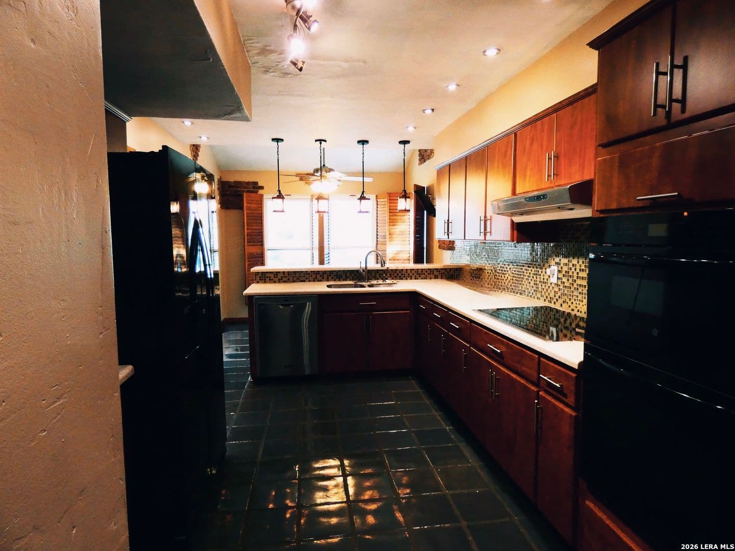 San Antonio House: 3623 Green Spring