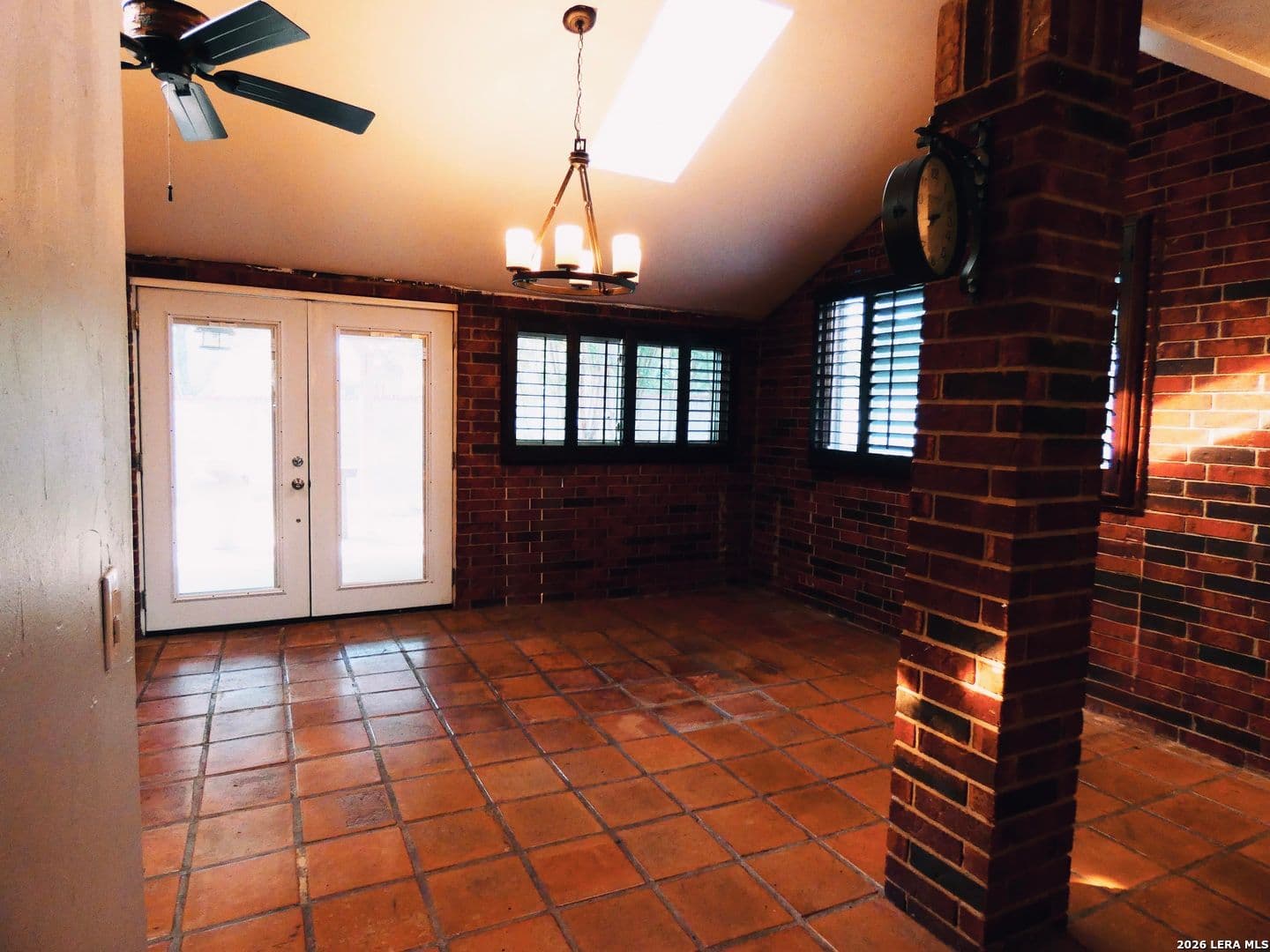 San Antonio House: 3623 Green Spring