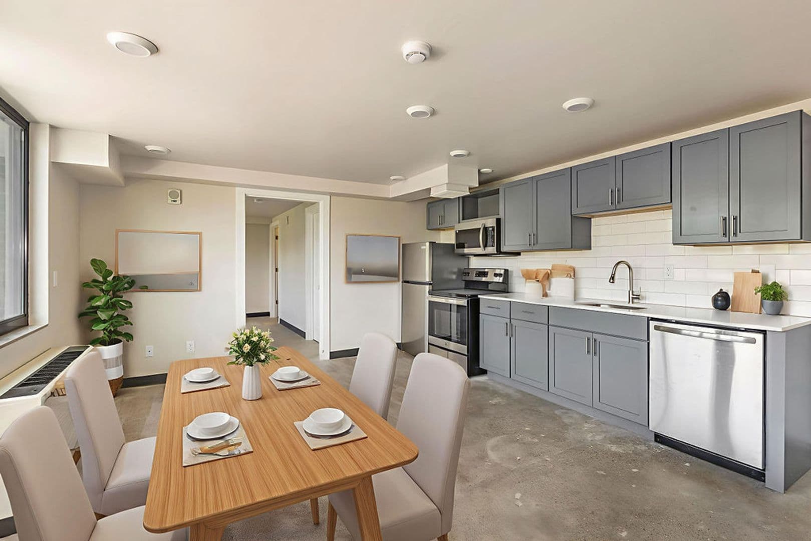 Cincinnati Apartment: 2330 Victory Pkwy
