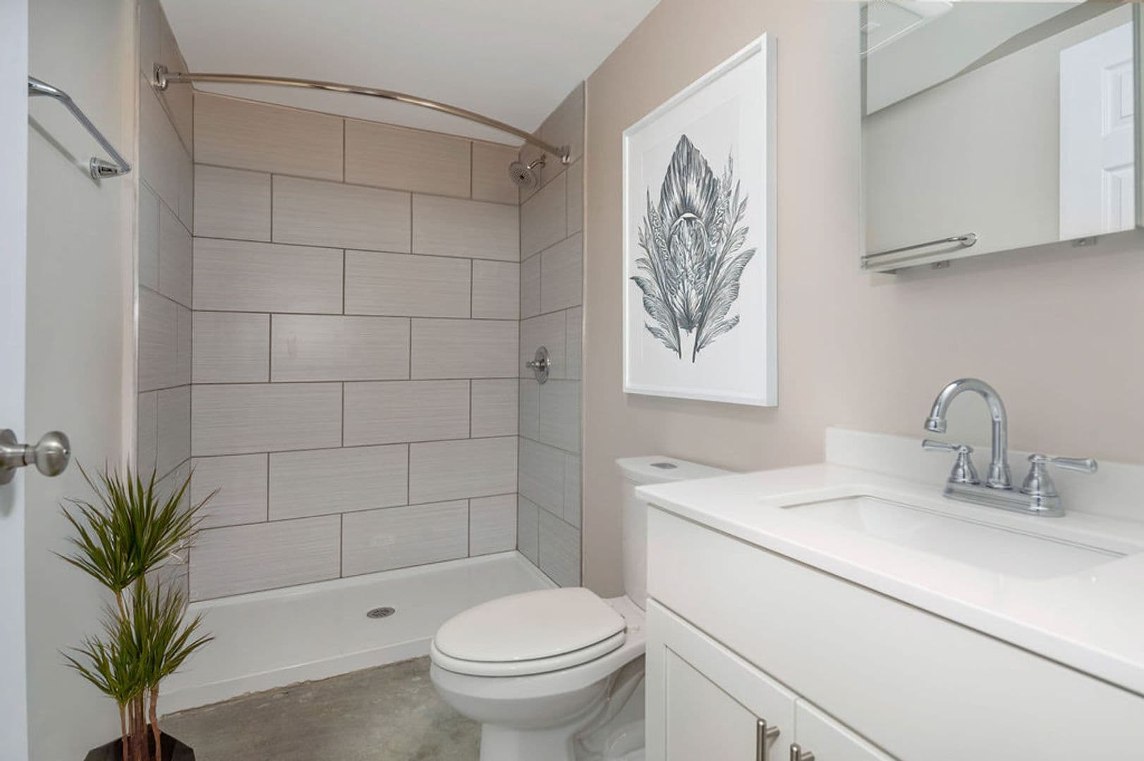 Cincinnati Apartment: 2330 Victory Pkwy