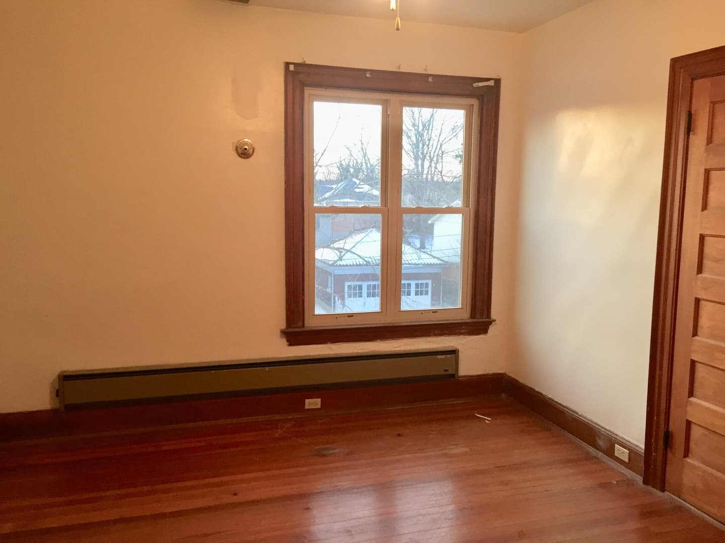 Covington Apartment: 512 Wallace Ave