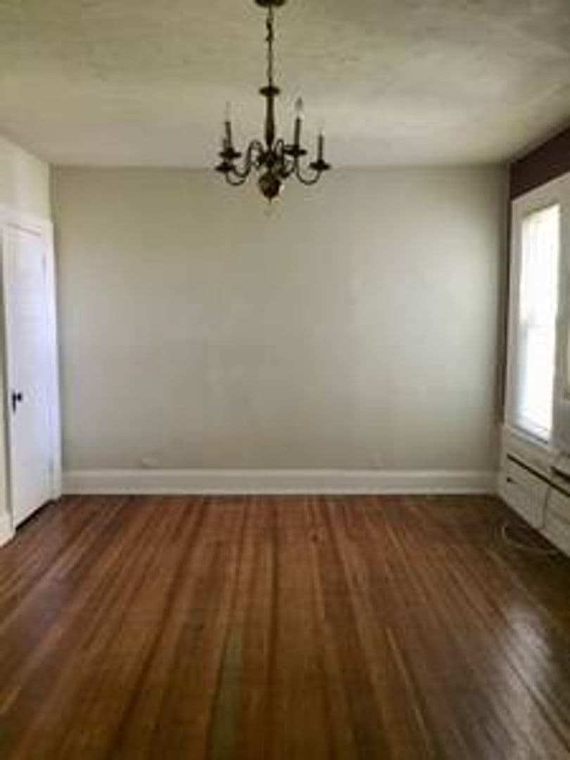 Covington Apartment: 512 Wallace Ave