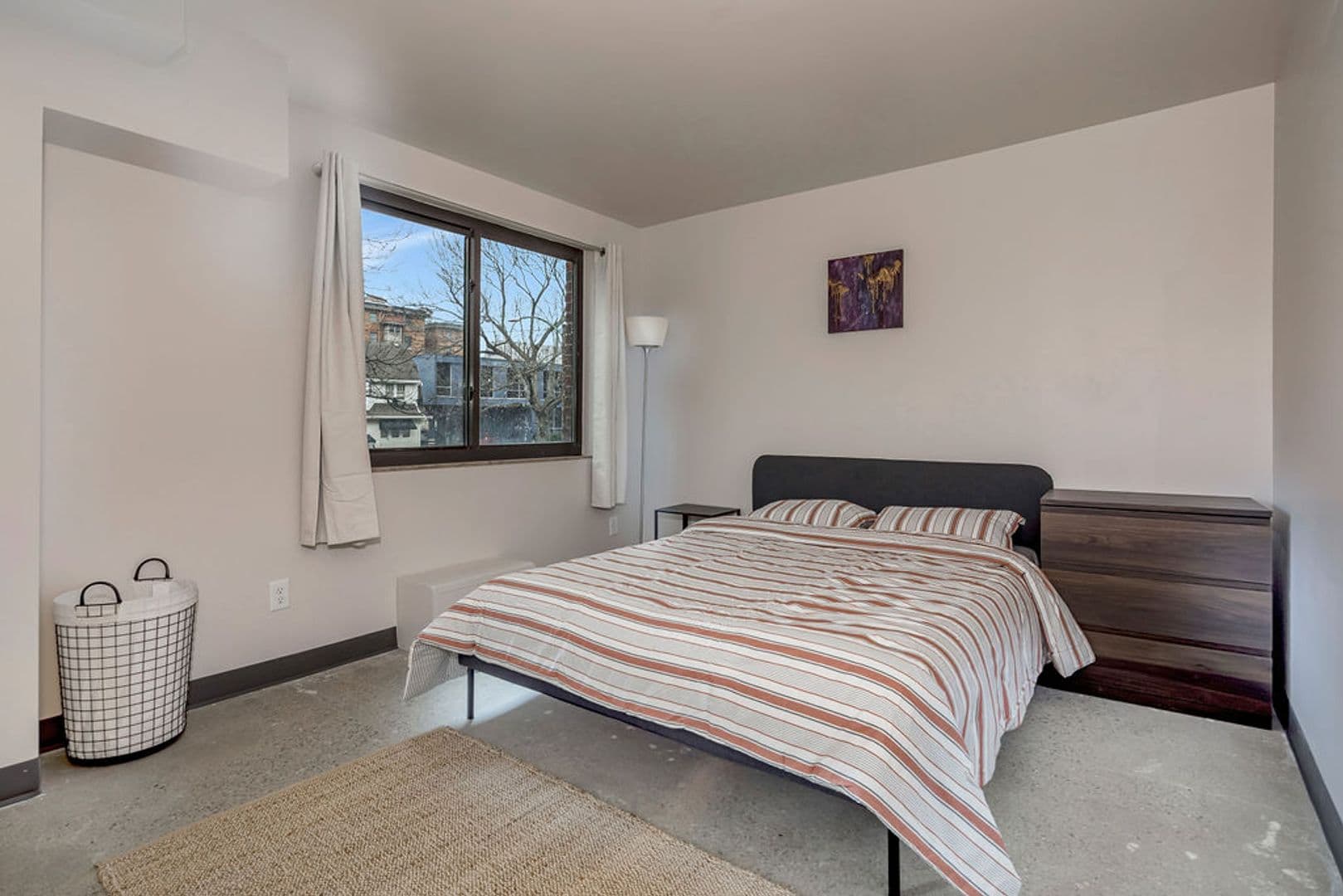 Cincinnati Apartment: 2330 Victory Pkwy